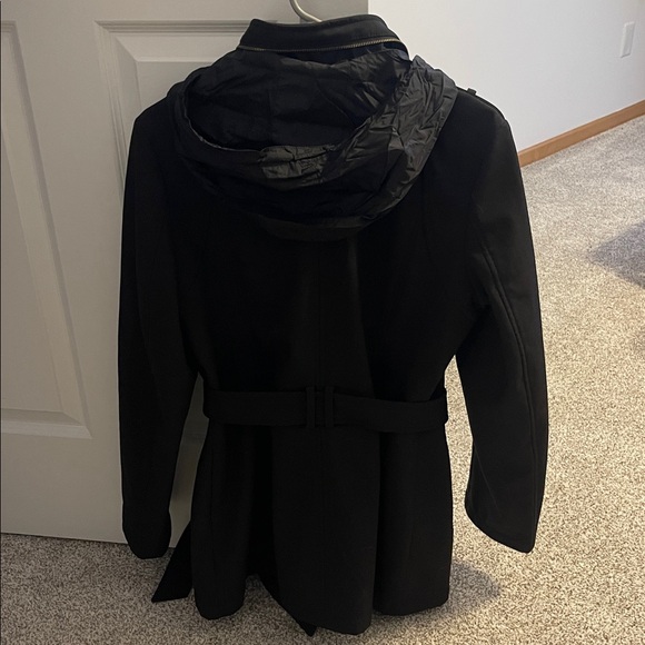 Michael Kors Black Trench Coat with Belt - Picture 5 of 7